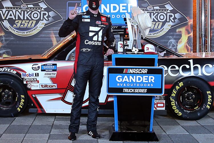 Kyle Busch wins NASCAR Truck Race