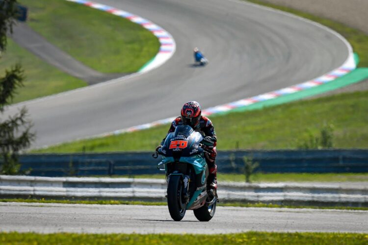 Quartararo leads Yamaha 1-2 in Friday practice