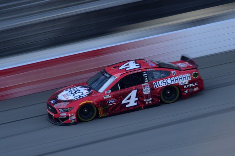 Harvick sweeps doubleheader in Michigan