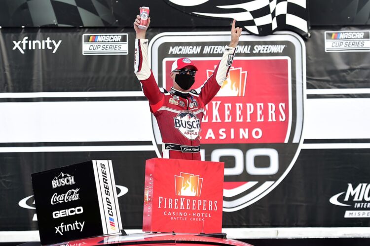 Michigan: Harvick wins in overtime