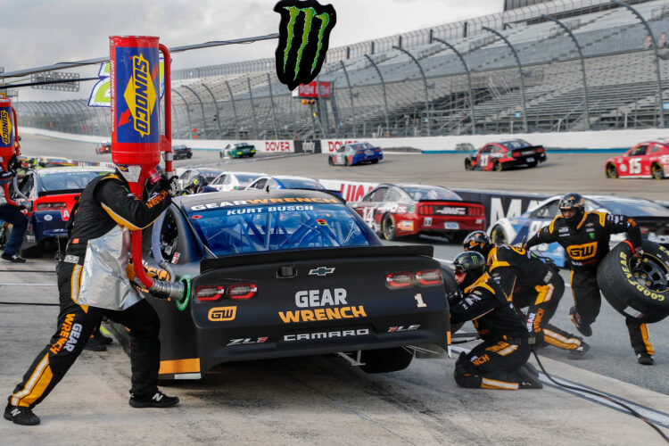 Dover Speedway permitted to host fans for NASCAR race weekend