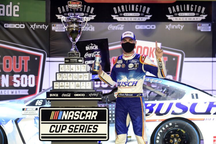 Harvick holds off Dillon to win Southern 500