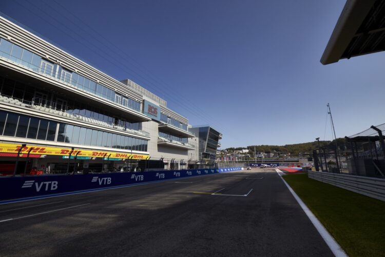 Kvyat plays down covid concerns at Sochi