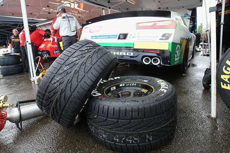 NASCAR to test rain tires at Martinsville  (Update)