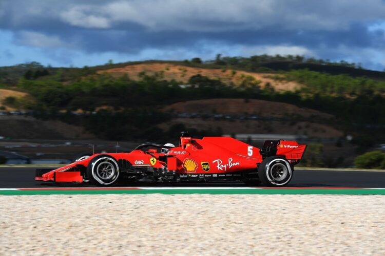 Vettel admits Leclerc ‘in different league’  (Update)