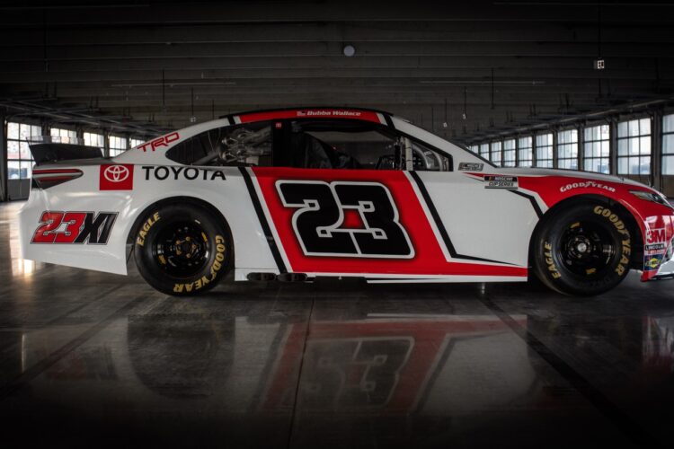 Bubba Wallace to drive Toyotas in 2021