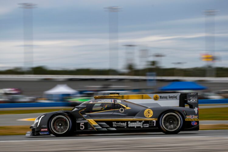 Rolex 24 Hour 3: #5 Cadillac and #4 Corvette lead