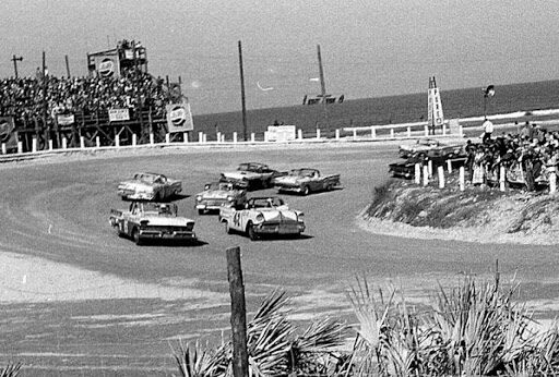 Daytona Beach – Welcomed Road Course Racing in the 1930s