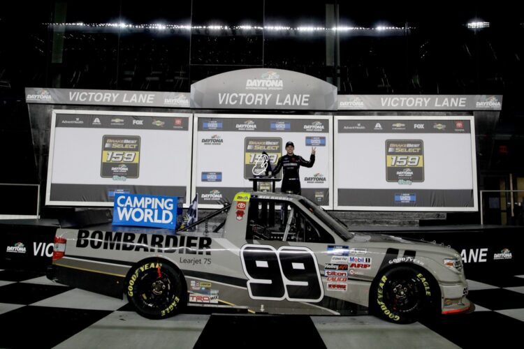 Rhodes holds off Creed for back-to-back NASCAR Truck wins