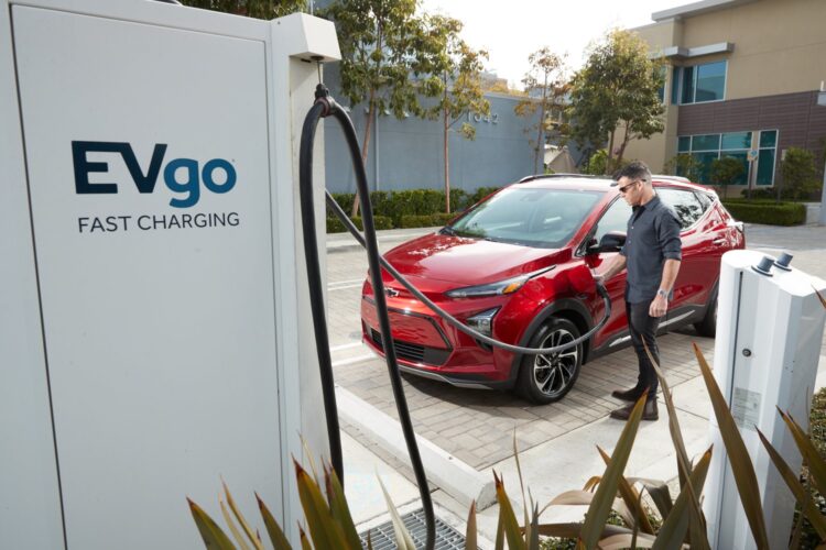 1 in 5 Electric Vehicle Owners in California Switched Back to Gas-Powered Cars