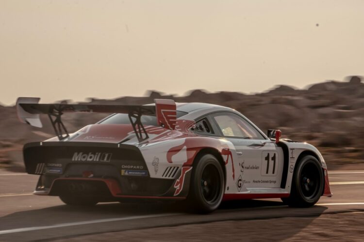 Video: The King of Pikes Peak returns with Sportscar team Champion Porsche