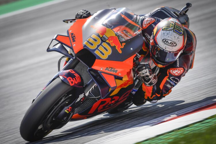 MotoGP: Binder gambles on slick tire, wins in Austria