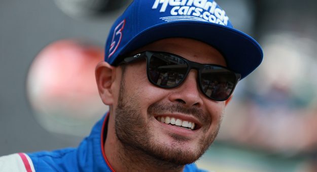 NASCAR: Kyle Larson Finds Extra Championship Groove