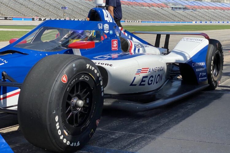 Video: Jimmie Johnson tests an IndyCar at Texas Motor Speedway