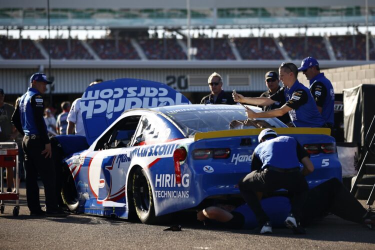 NASCAR: Three of Four championship-contending teams fail inspection