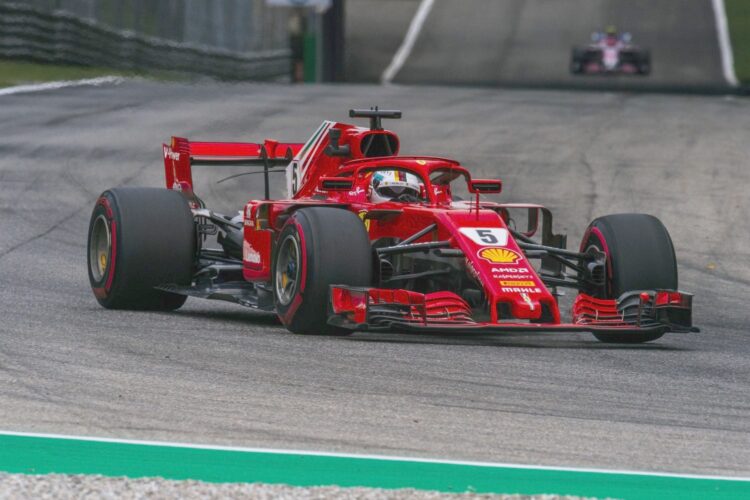 Vettel nips Hamilton in final Italian GP practice