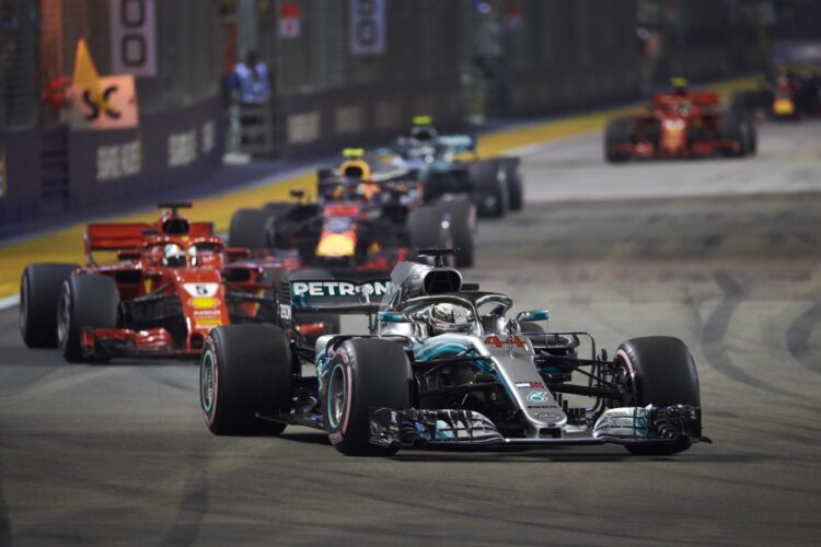 Hamilton buries Verstappen and Vettel in Singapore