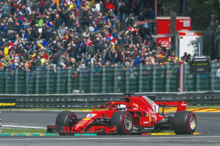 Vettel defeats Hamilton at Spa