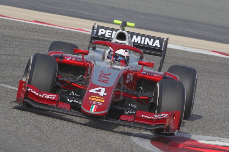 De Vries fastest on Day 1 in Bahrain