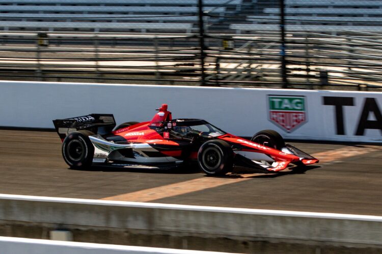 IndyCar: Honda and Chevy complete initial test of next generation Indy car engine  (Update)