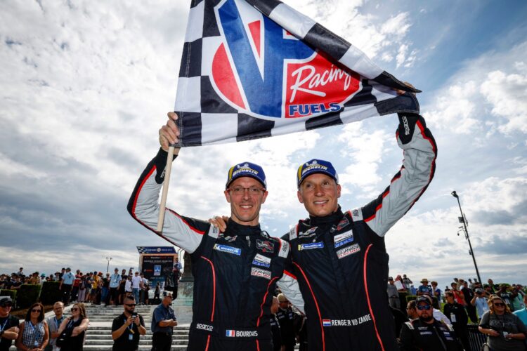 IMSA: Bourdais and van der Zande win from pole in Detroit