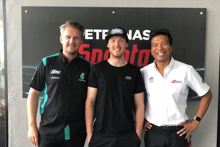 Bradley Smith switches to MotoE