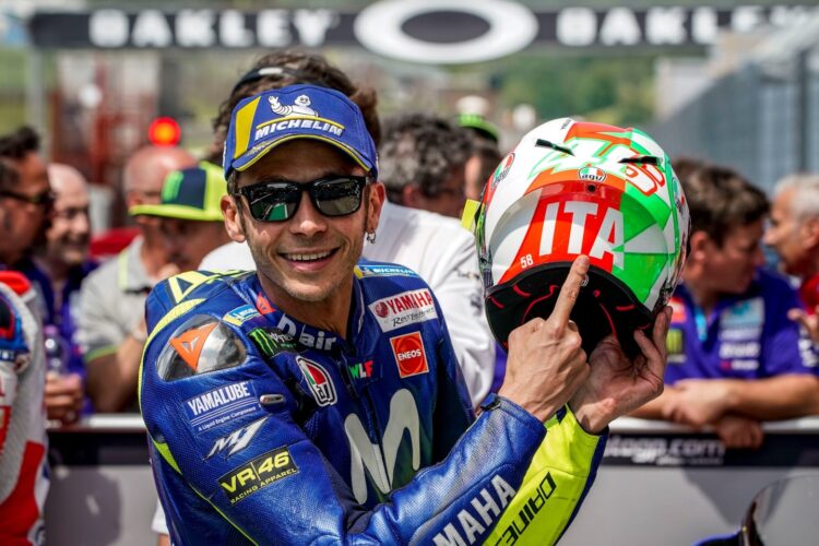 Rossi snubs Marquez