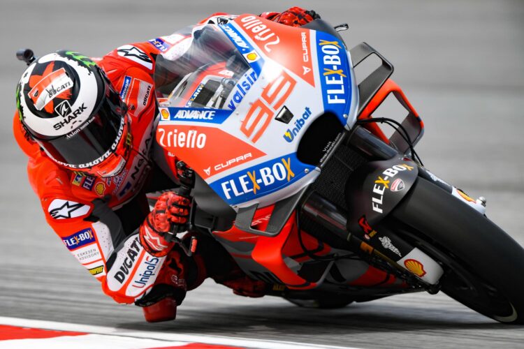 Injured Lorenzo withdraws from Malaysian Grand Prix