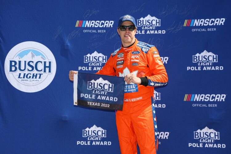 NASCAR: Keselowski wins Cup Series pole at Texas