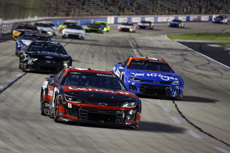 NASCAR: Reddick wins AutoTrader EchoPark Automotive 500 at TMS