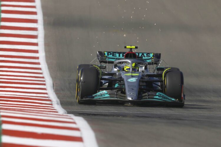 F1: Mercedes changes illegal wing in Mexico