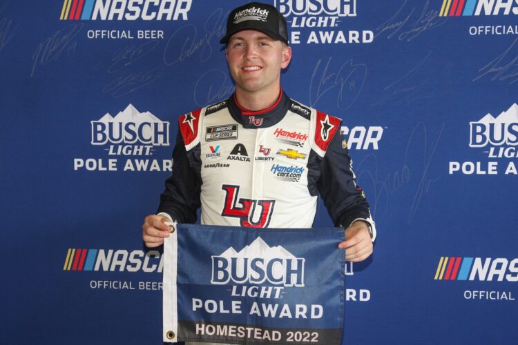 NASCAR: Byron races to pole in Homestead