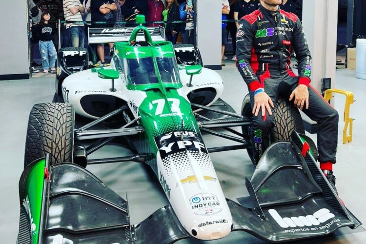 IndyCar: Juncos Hollinger team and Canapino put on demo in Buenos Aires  (2nd Update)