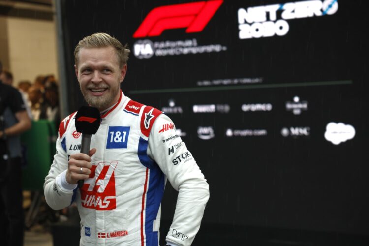 F1: Magnussen pole is more bad news for ‘dead last’ teammate Schumacher