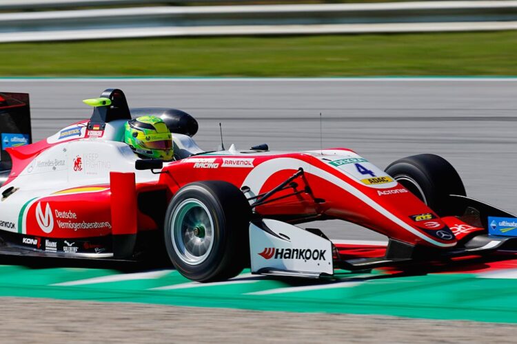 Schumacher and Shvartzman split Sunday races in Austria