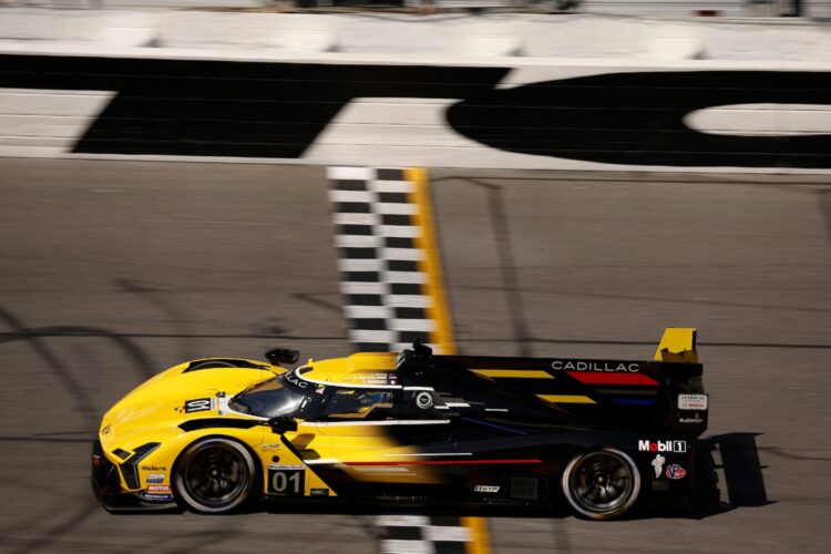 Rolex 24 Hour 3: Bourdais out front in #01 Ganassi Cadillac