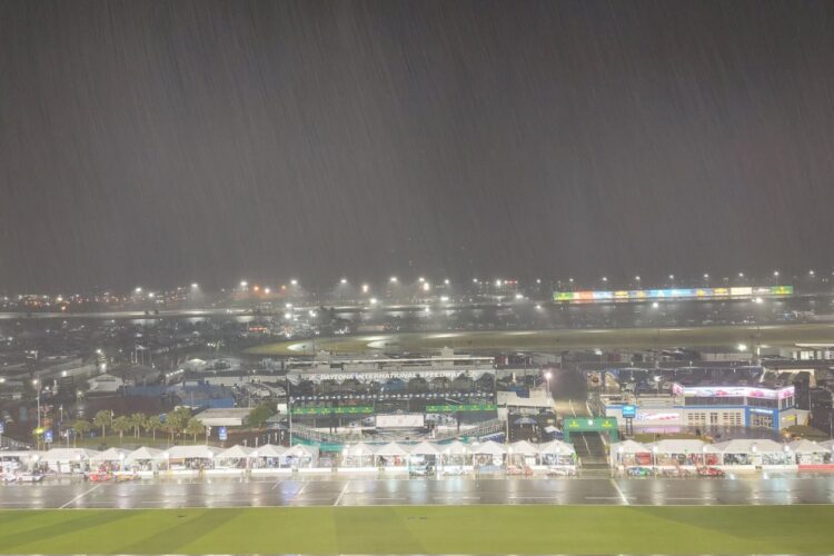 IMSA: Final test session for Rolex 24 red-flagged for rain