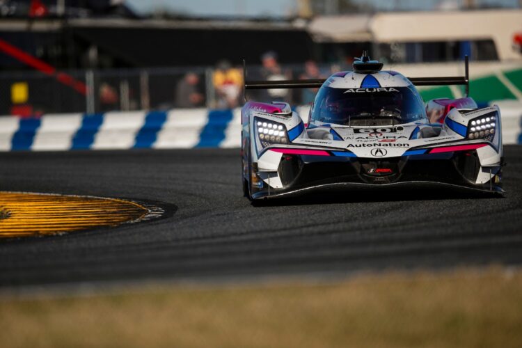 Rolex 24 Hour 22: A battle royale between Acura and Cadillac with 2 hours to go