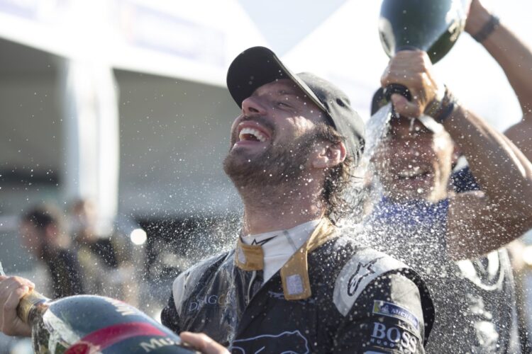 Champion Vergne closes season in style with Audi in NY