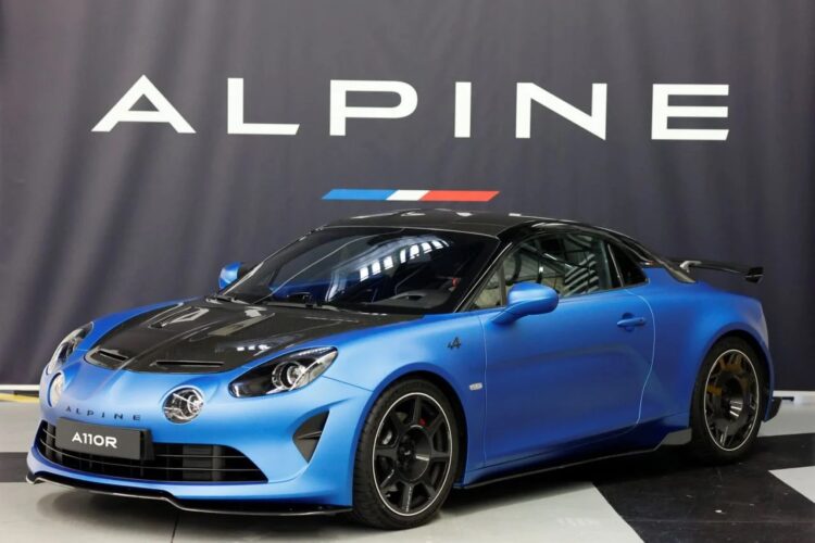 Automotive: Alpine may bypass dealerships in the USA to start