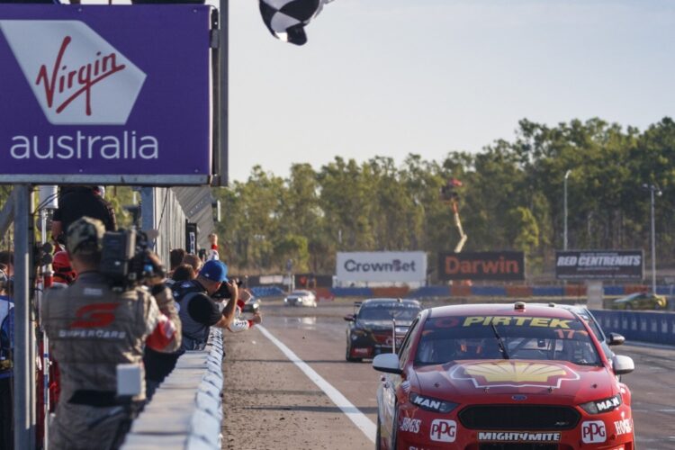 McLaughlin holds off flying van Gisbergen in Darwin