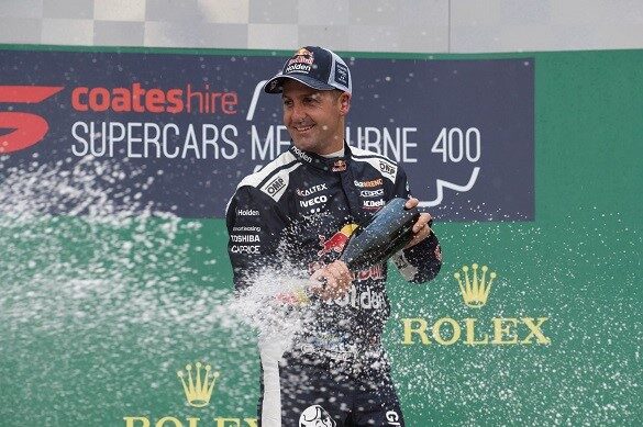 Whincup gives a driving lesson in the wet