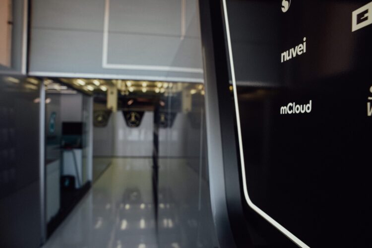 F1: mCloud Partners with Mercedes F1 Team to Accelerate Path to Net Zero