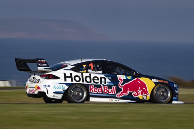 Whincup quickest in final practice at Phillip Island