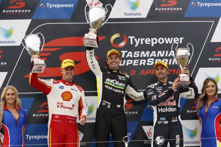 Lowndes breaks drought with race victory in Tasmania