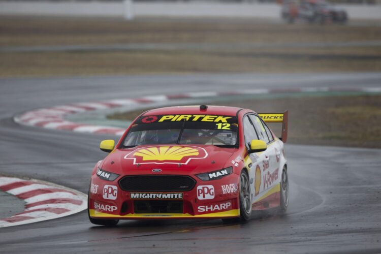 Nissan drivers clock two fastest times in wet practice at Winton