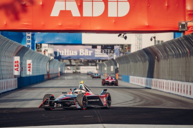 Formula E: Porsche to the front in Practice 2 in Sao Paulo