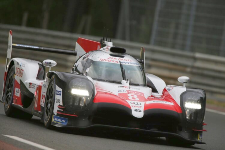 LeMans Hour 20: Toyotas 11 laps ahead, Alonso poised to win