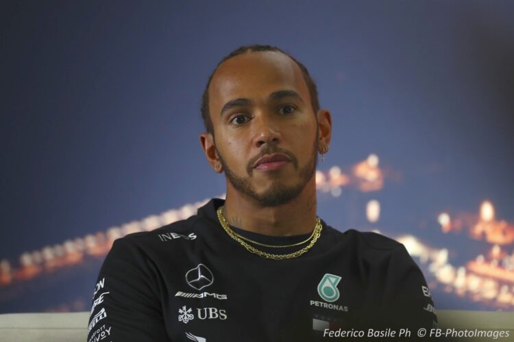 Kneeling absence ‘not end of the world’ – Hamilton