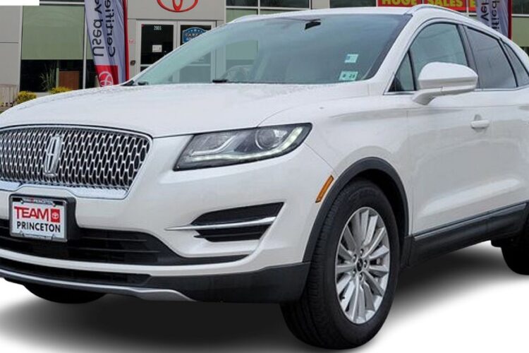 Automotive: Lincoln SUVs might catch fire – being recalled